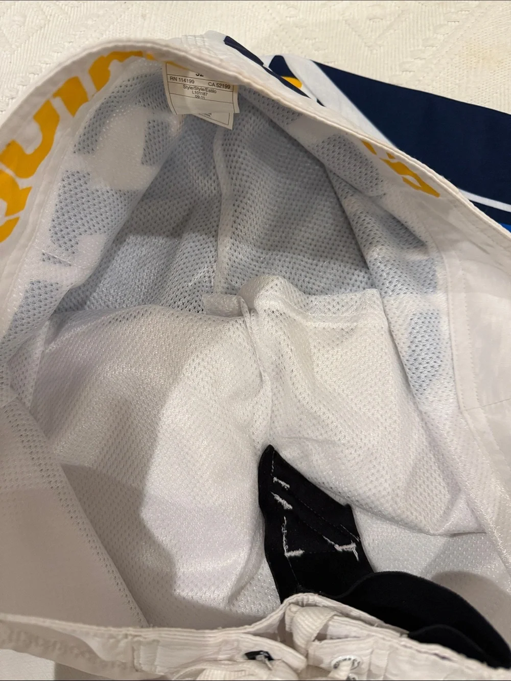 Quiksilver/ Chargers Boardshorts size 32 EUC